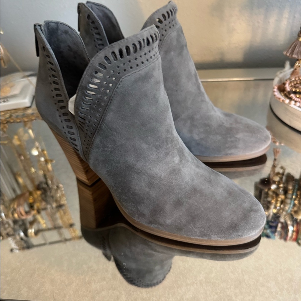 Vince Camuto Fileana Gray Perforated Ankle Booties split shaft